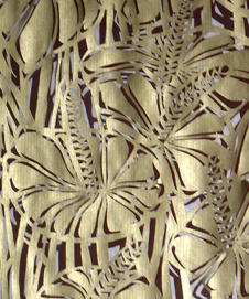 "SINNLICHER GARTEN" |  HG "Flamingoblumen" für Skulpturen F01 | Scherenschnitt | 2-farbiges Papier Rotwein & Gold | Fragment | 125 x 30 cm | 2010